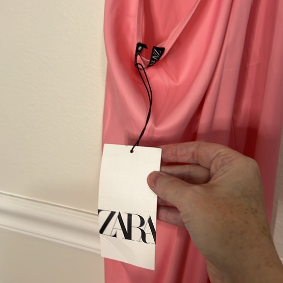 Zara Small  pink silk style dress buttons going down side. - Picture 5 of 10